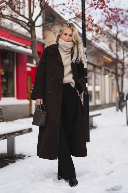 Hovedbilde Lina LS Suede Leather Trenchcoat Seal Brown