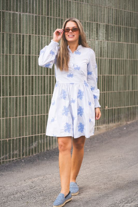 Miluna New Embroidery LS Dress Light Blue Flower W. Embroidery