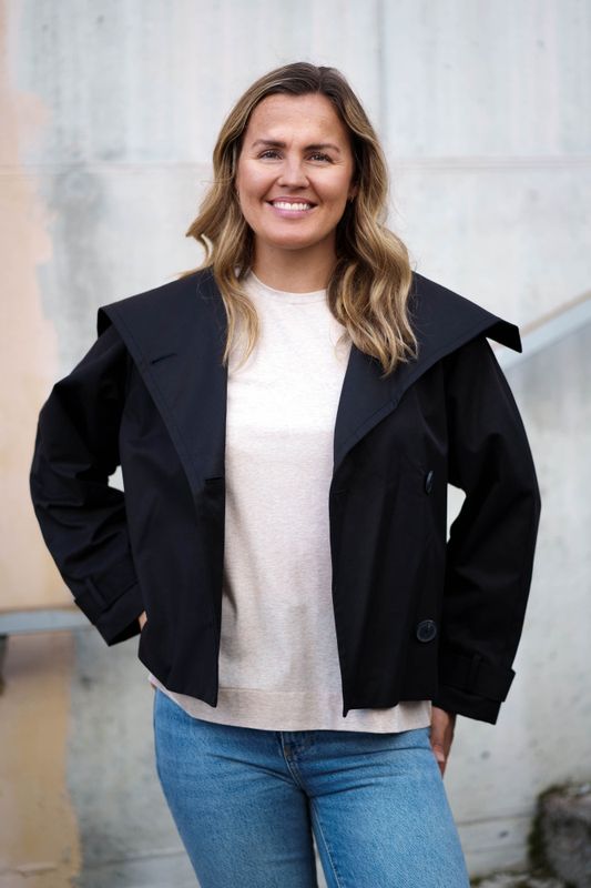 Mazie Perry Short Coat Black 