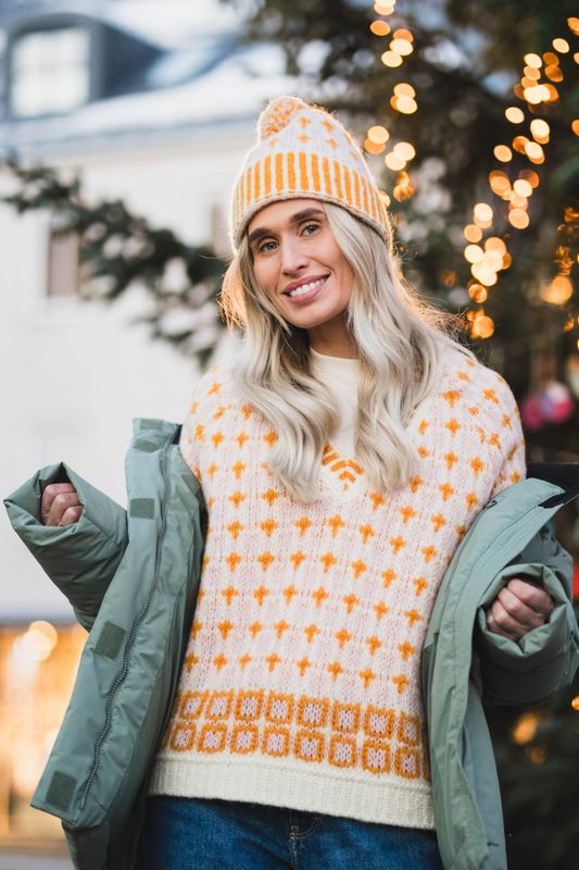 Norwegian Wool V-Neck Orange Mix 