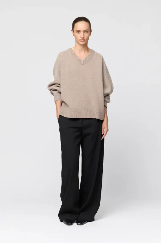 Harbour V-Neck Sweater Wheat 