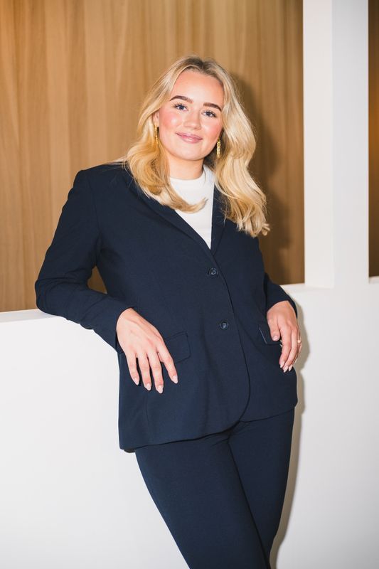Hannah 285 Navy 