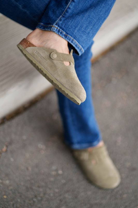 Boston BS Faded Khaki Regular Fit