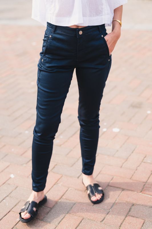 Jolie 606 Navy 