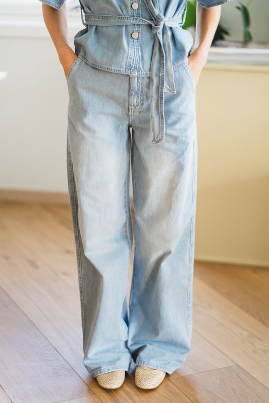 Ingrid Lis HW Wide Jeans Light Blue Wash