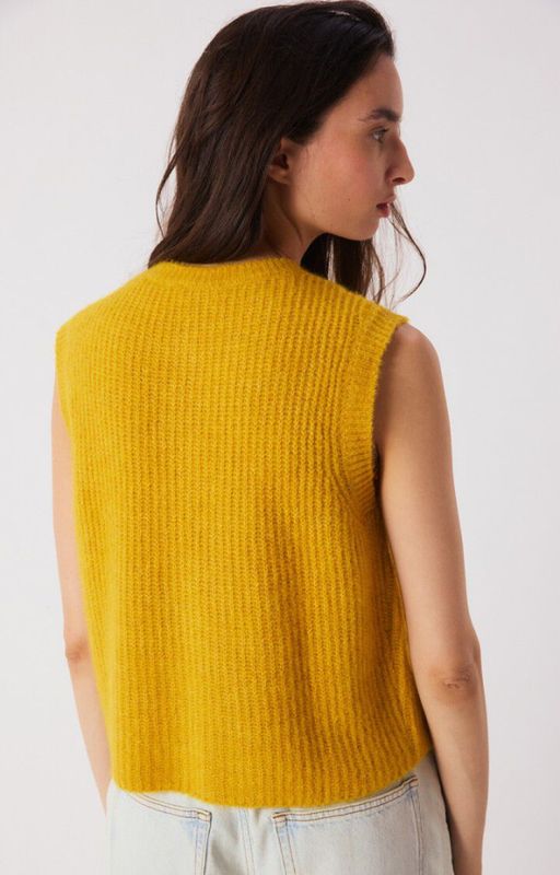 East Vest Mustard Melange 