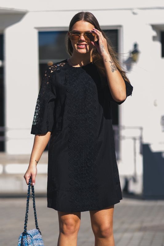 Molly Dress With Lace All Over Black 