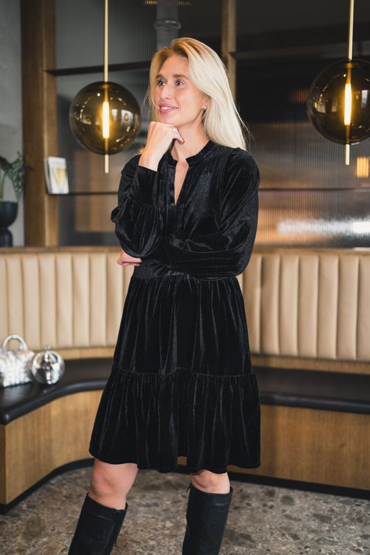Viggase Dress Black