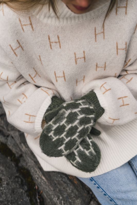 Gera Mittens Winter Moss 