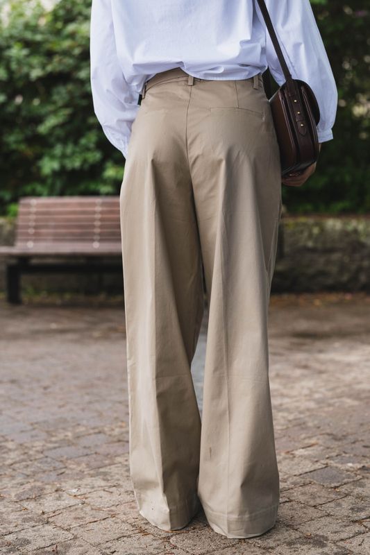 Malba Solid Pants Camel 