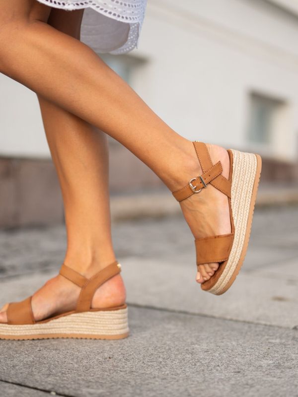 Lili Wedge Cognac