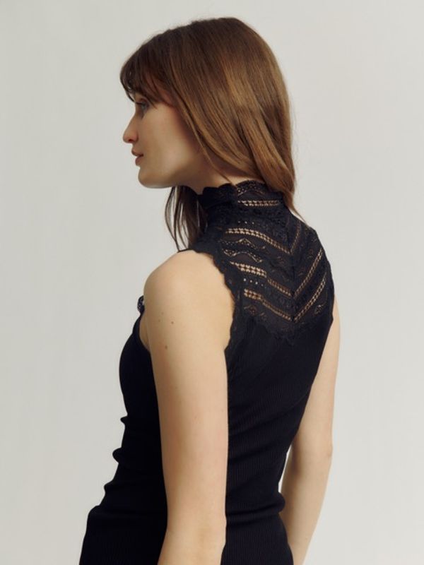 Benita Silk SL Turtleneck Lace Top Black 