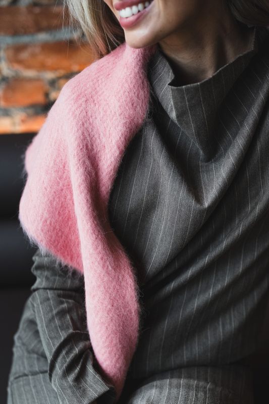 Hairy Knit Scarf Pink 