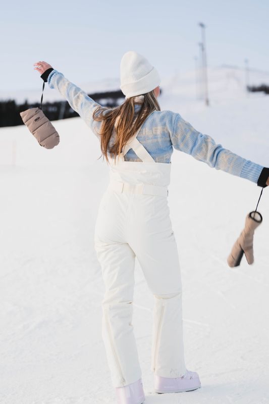 W Tryvann Bib Trousers Ecru 