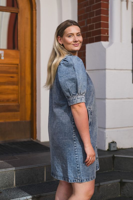 Denice Denim SS Dress Bleach Denim 