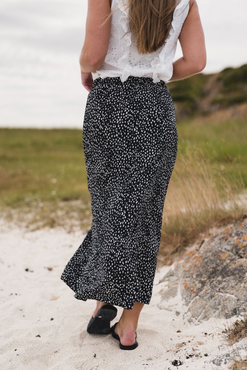 Jace Rhian HW Skirt Aop Black Dot 
