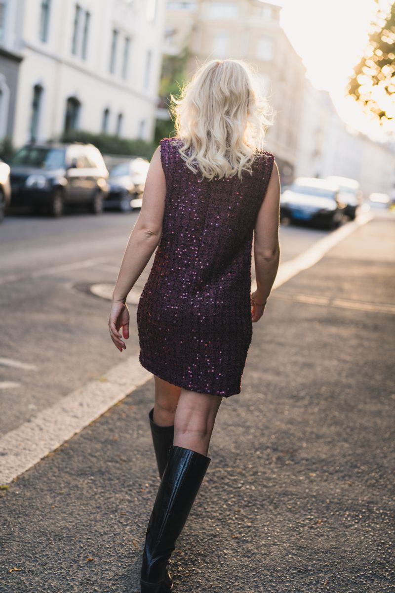 Avani Dress Burgundy 