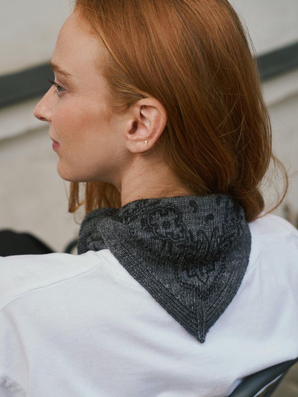 Ariya Paisley Knit Scarf Antracit Melange