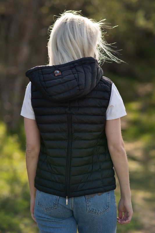 Hope Down Vest Black 