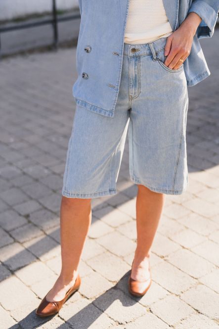 Hovedbilde Sharon Bermuda Fade Denim 