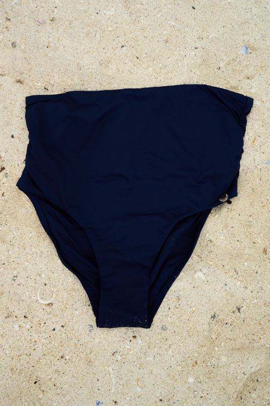 Chara Solid Buttom Navy 