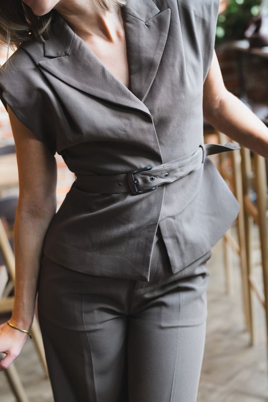 Beverly Waistcoat Taupe Brown 