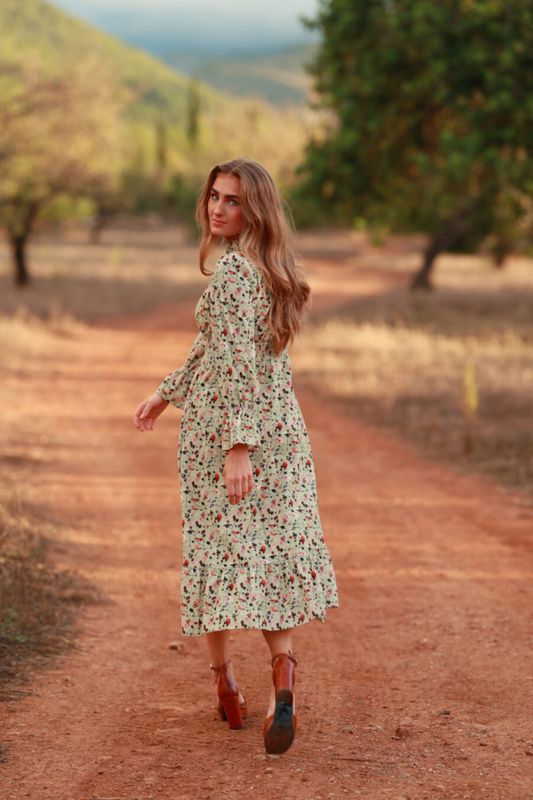 Devotion Dress Autumn 