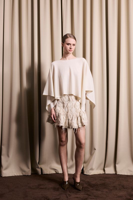 Enzo Merino Poncho Ivory White 