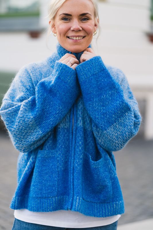 Tine Knit Cardigan Blue 