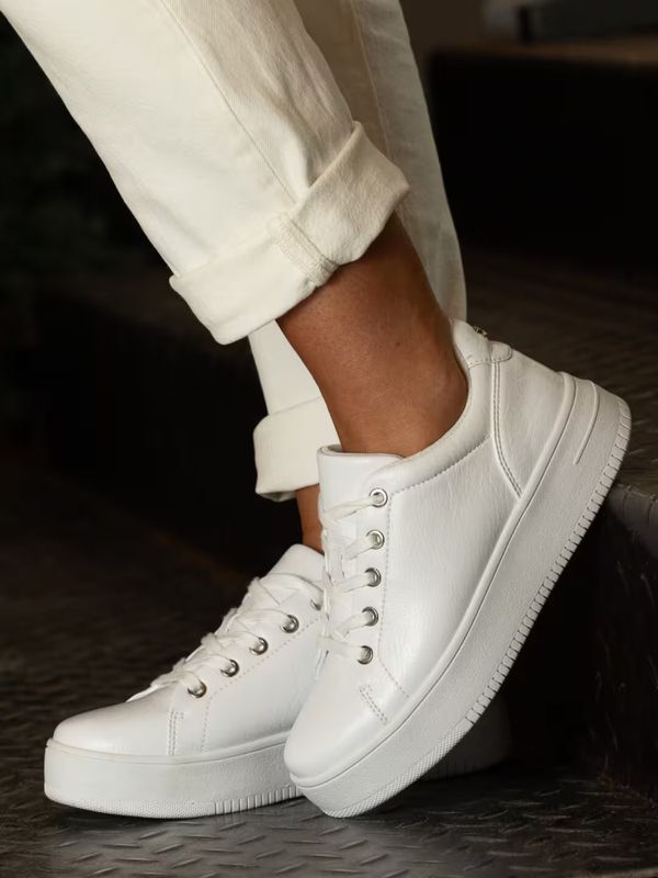 Gorbio White 
